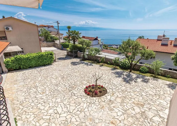 3 Bedroom Stunning In Appartamento