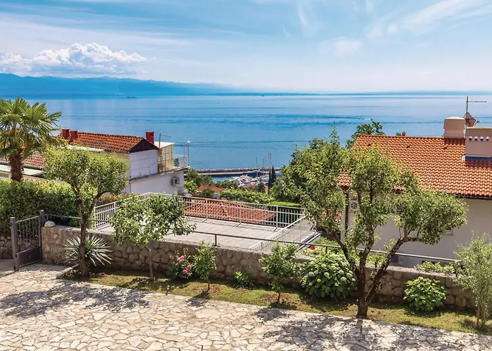 Appartamento 3 Bedroom Stunning In Ičići