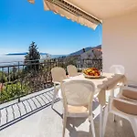 3 Bedroom Stunning Apartment In Icici *
