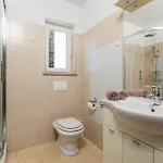 3 Bedroom Stunning Apartment In Icici *